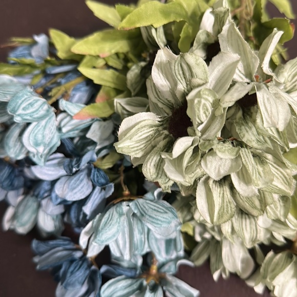 Ashland Accents Flowers Poshmark